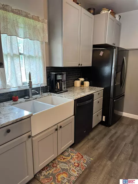 Kitchen - 206 E 9th St, Stromsburg, NE 68666 photo 3 of 9