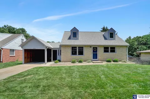 3922 S 20th St, Lincoln, NE 68502