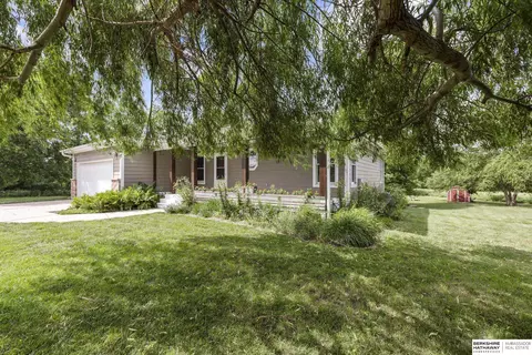 2971 Dale Ln, Arlington, NE 68002