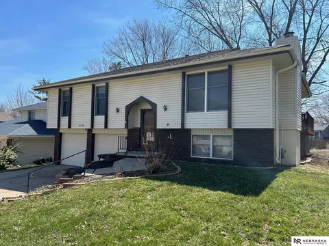 14735 N St, Omaha, NE 68137