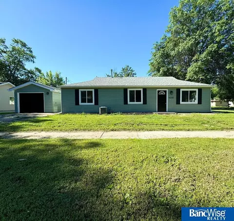 4040 N 68th St, Lincoln, NE 68507