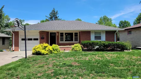 4240 C St, Lincoln, NE 68510