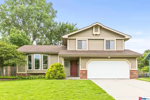12723 Kansas Ave, Omaha, NE 68164