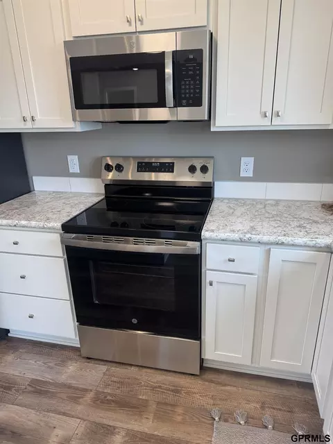 818 N 26th St, Beatrice, NE 68310 photo 8