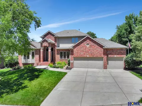 7818 Tobie Ln, Lincoln, NE 68516