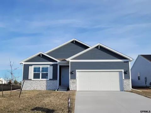 20510 Emiline St, Gretna, NE 68028