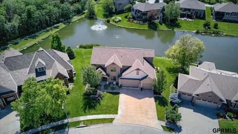 10490 S 179th St, Omaha, NE 68136