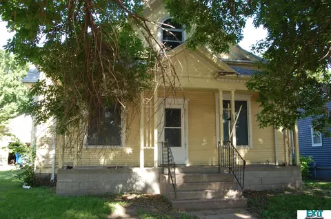1113 11th St S, Aurora, NE 68818