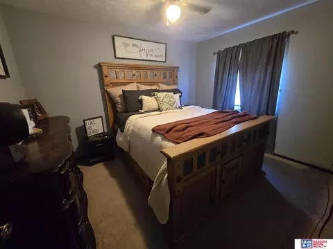 Bedroom - 1412 N 19th Ave, Beatrice, NE 68310 photo 1 of 2