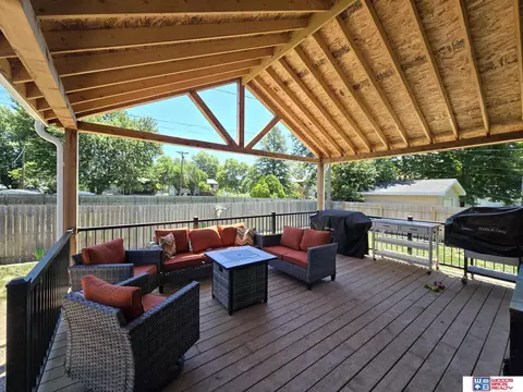 Exterior - 1412 N 19th Ave, Beatrice, NE 68310 photo 9 of 9