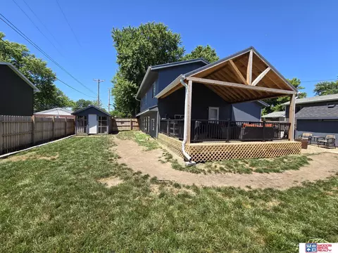 Exterior - 1412 N 19th Ave, Beatrice, NE 68310 photo 3 of 9