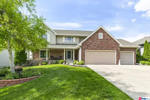 16710 S St, Omaha, NE 68135