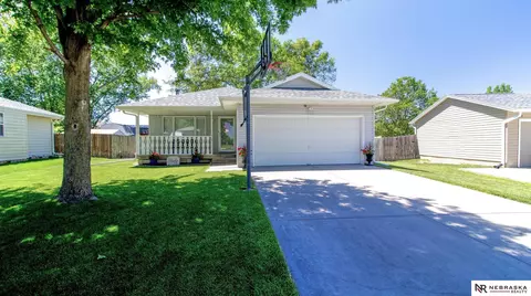 405 Eagle Dr, Eagle, NE 68347