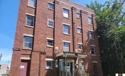 1630 H St #A6, Lincoln, NE 68508
