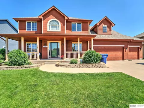 13511 S 44 St, Bellevue, NE 68123