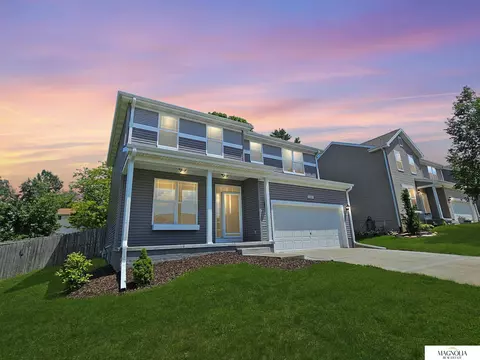 3331 N 209 St, Elkhorn, NE 68022