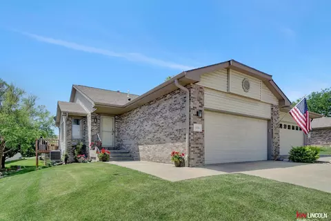 2315 Atwood Cir, Lincoln, NE 68521