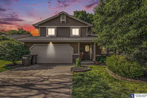 16308 Riggs St, Omaha, NE 68135