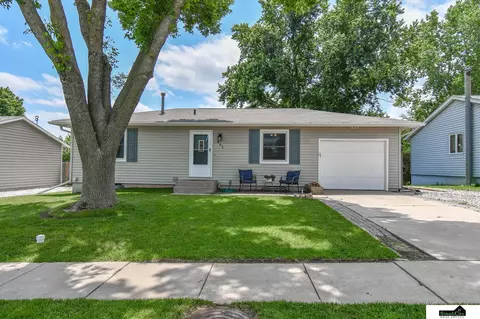 805 F St, Eagle, NE 68347