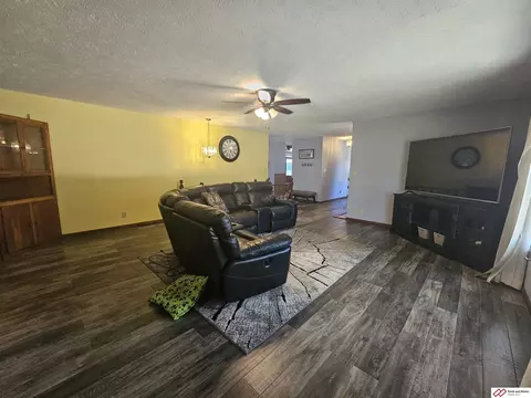 100 Franklin Ave, Beatrice, NE 68310 photo 11