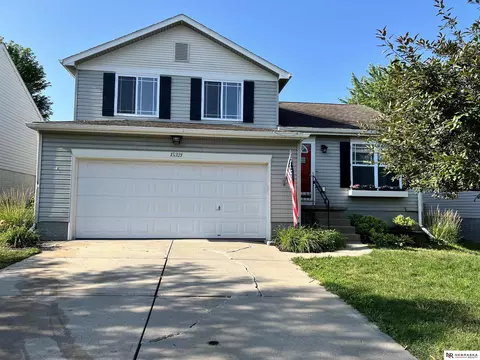 15321 Davidson St, Bennington, NE 68007