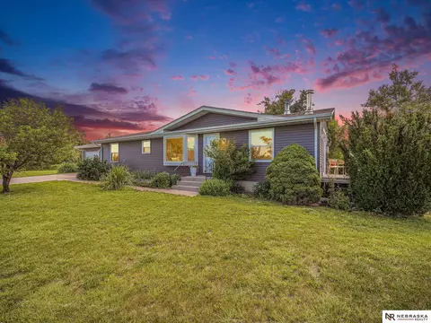 18100 N 1st St, Davey, NE 68336