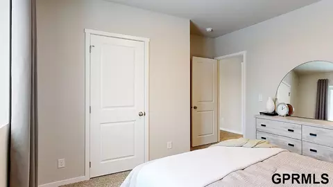 17059 Young St, Bennington, NE 68007 photo 15