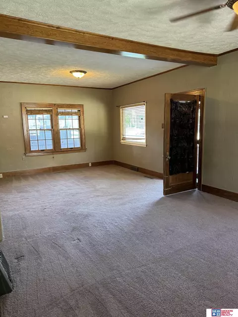413 Ekeley St, Stromsburg, NE 68666 photo 3