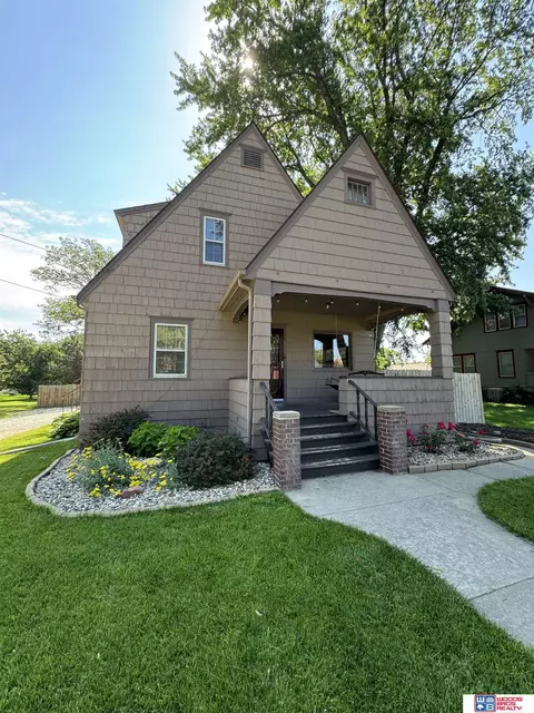 413 Ekeley St, Stromsburg, NE 68666
