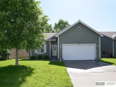 4801 N 160 St, Omaha, NE 68116