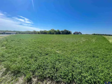 2403 Keaton Ct, Denton, NE 68339