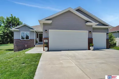 935 C St, Palmyra, NE 68418