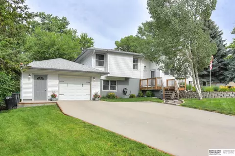4228 N 130th Ave, Omaha, NE 68164