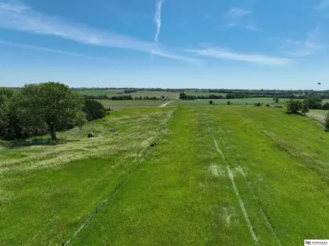 8000 W Little Salt Rd, Valparaiso, NE 68065