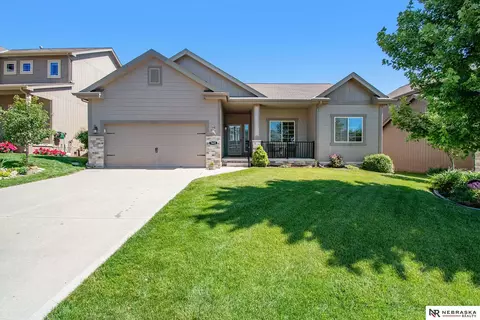 7809 S 190th Ave, Omaha, NE 68136
