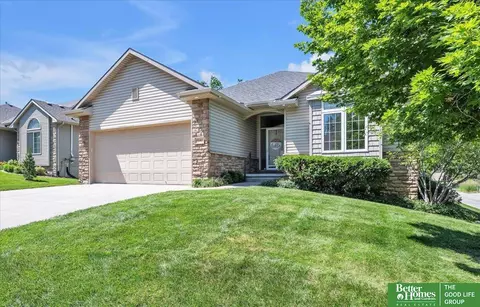 15162 Vane St, Bennington, NE 68007