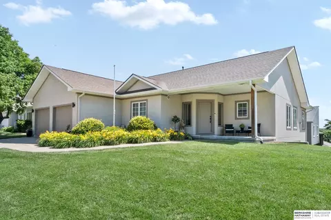 2129 S 165 Ave, Omaha, NE 68130