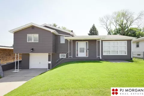 3519 S 50 St, Omaha, NE 68106