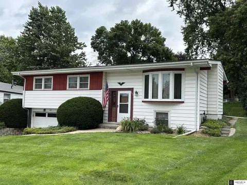 307 Westridge Ave, Bellevue, NE 68005