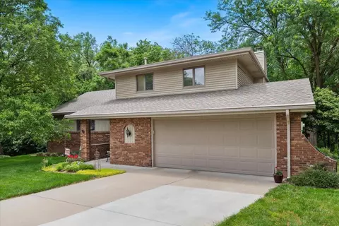 70 Cottner Dr, Council Bluffs, IA 51503