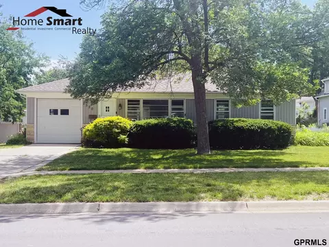 2520 N 63 St, Lincoln, NE 68507