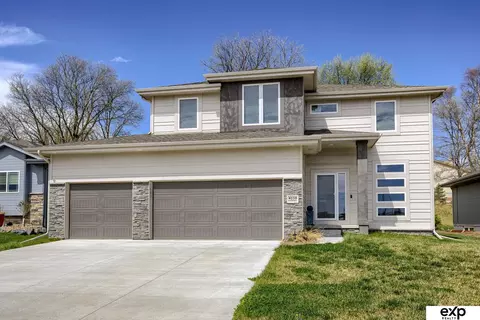 4210 Barksdale Cir, Bellevue, NE 68123