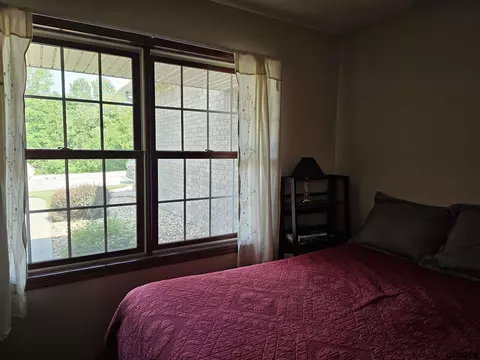 Bedroom - 606 S 25th St S, Beatrice, NE 68310 photo 3 of 4