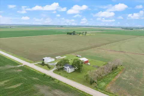 2099 Cody Ave, Mondamin, IA 51557