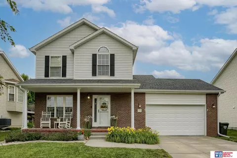 8100 S 20th St, Lincoln, NE 68512