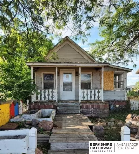136 J St, Lincoln, NE 68508