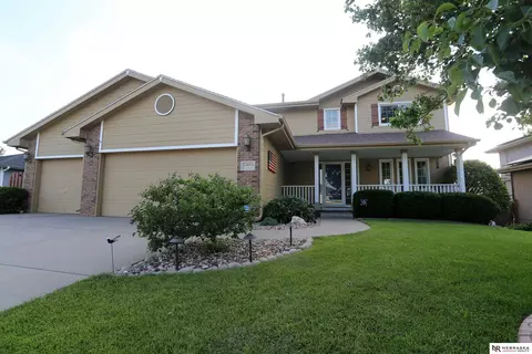 13608 S 41 Cir, Bellevue, NE 68123