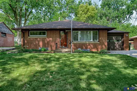 3431 N 67th St, Lincoln, NE 68507