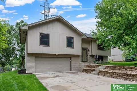 11225 Erskine St, Omaha, NE 68164