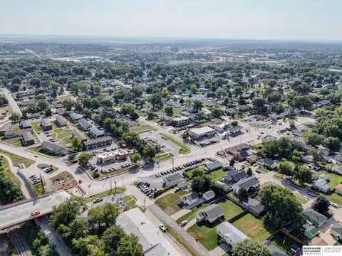 4204 E St, Omaha, NE 68107 photo 25